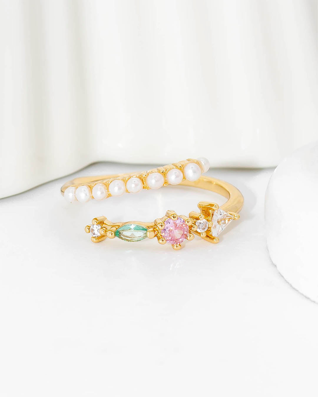 Anillo perlas y piedras
