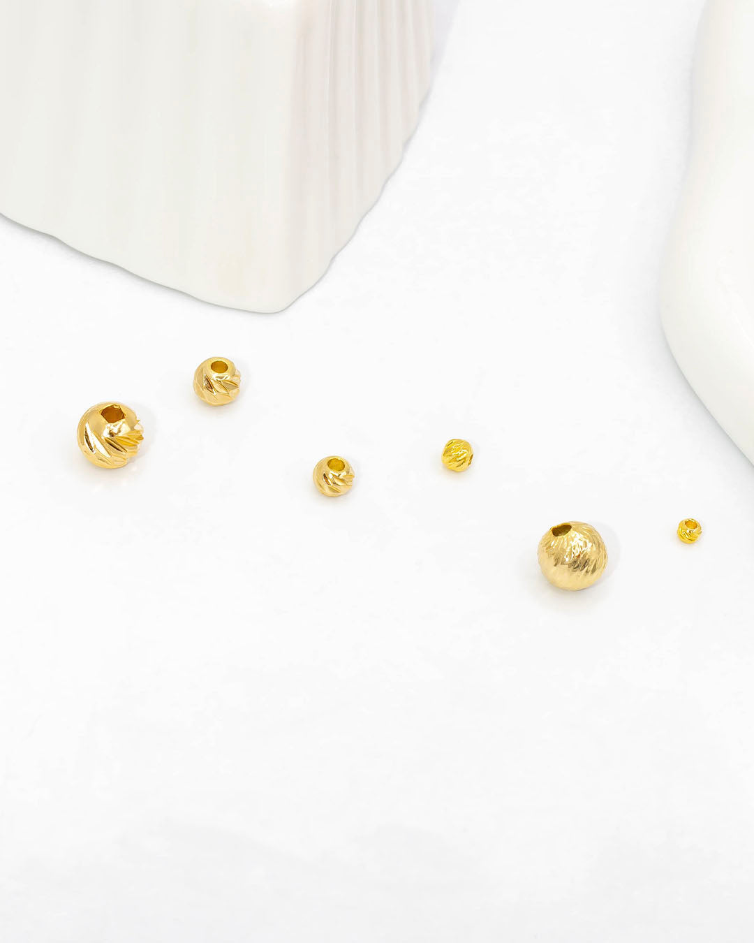 Oro laminado balín diamantado