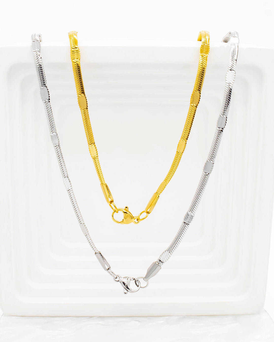 Cadena tejido serpiente plano