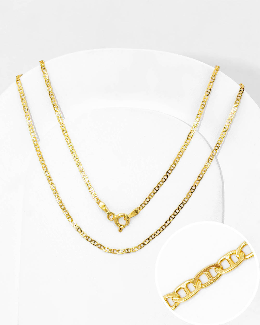 Oro laminado cadena escalera