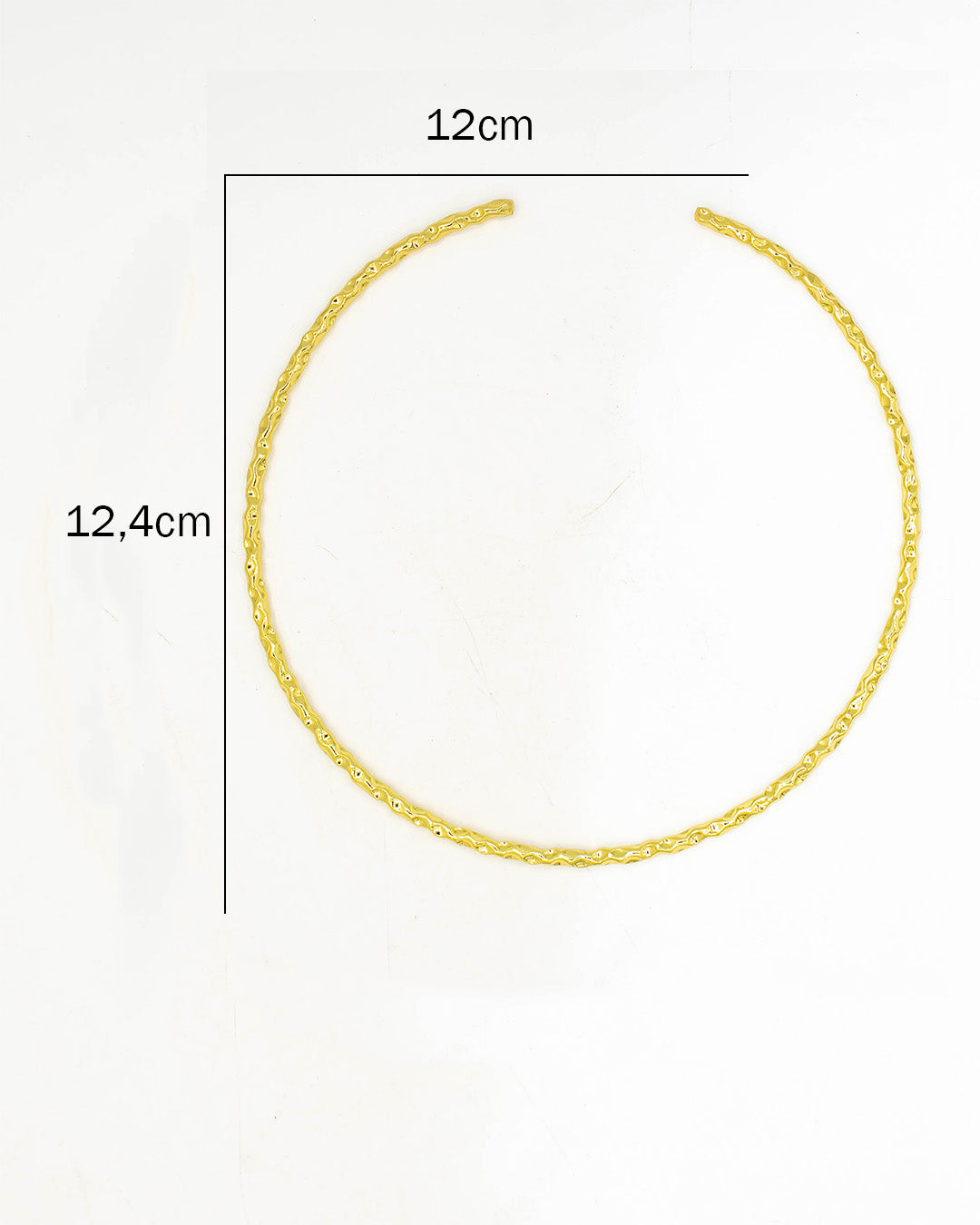 Aro gargantilla con textura