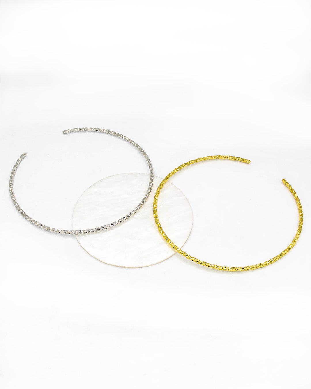 Aro gargantilla con textura