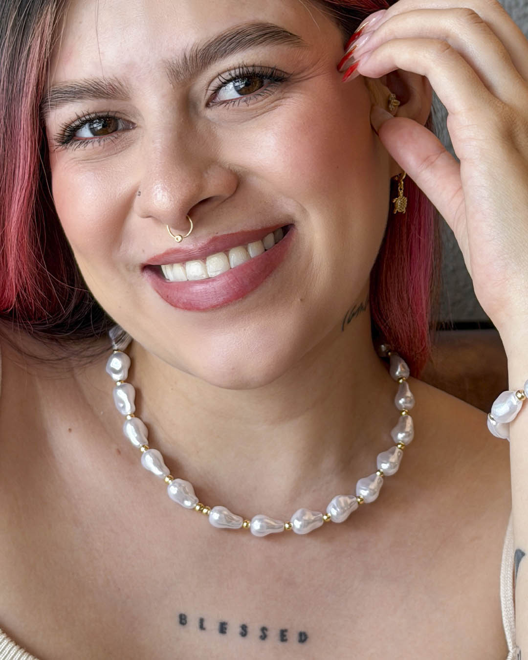 Cadena perla tallada mediana