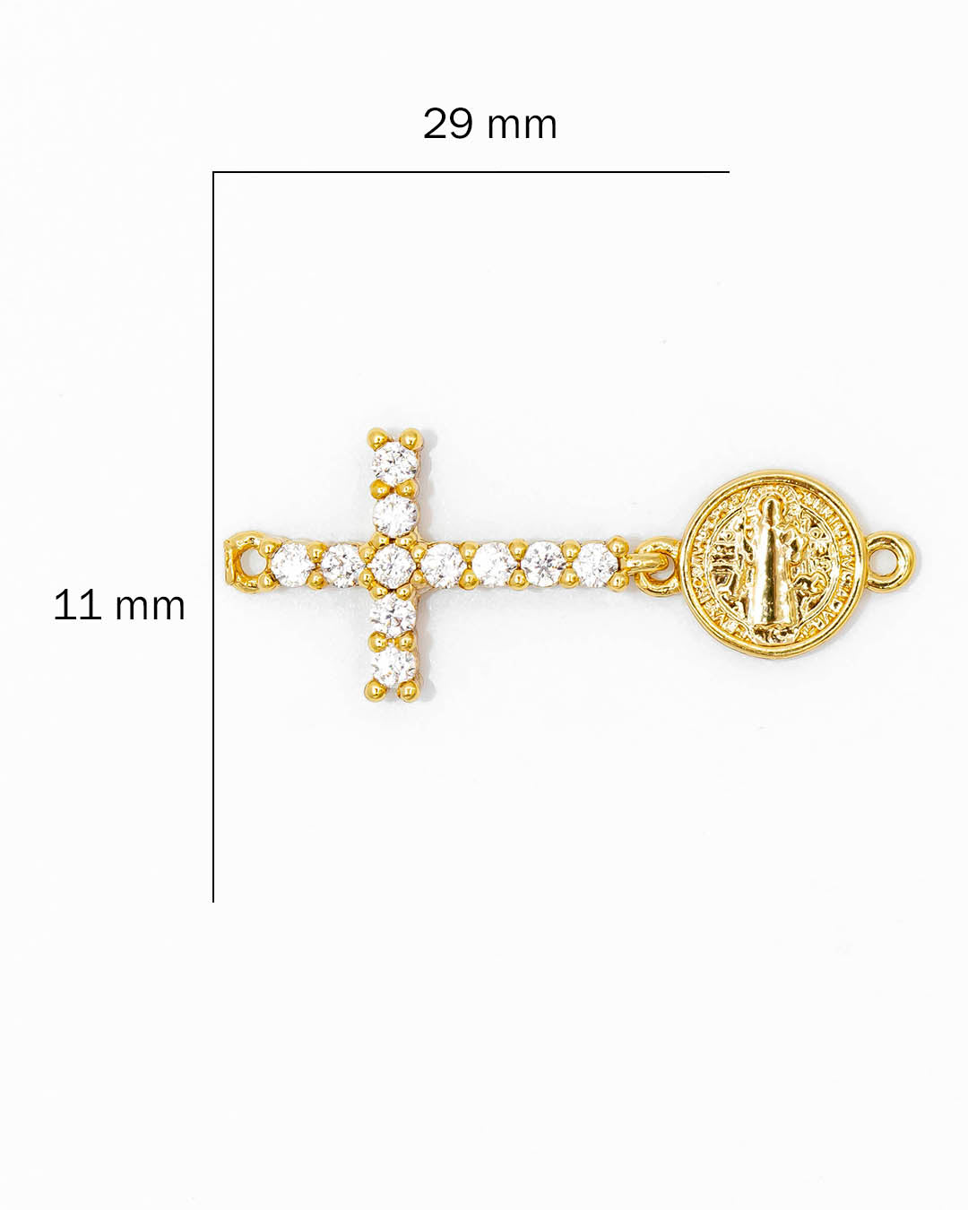 Oro laminado dije doble, cruz y San Benito