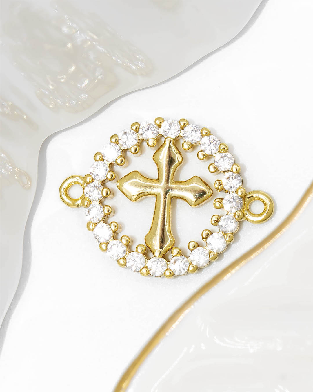 Dije pulsera cruz redonda
