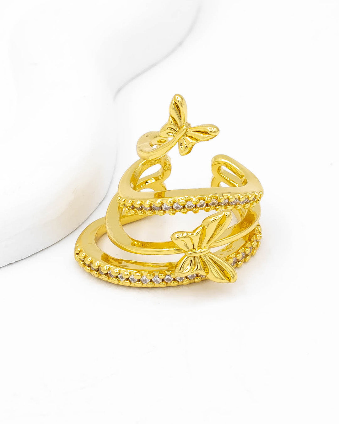 Earcuff triple de mariposas