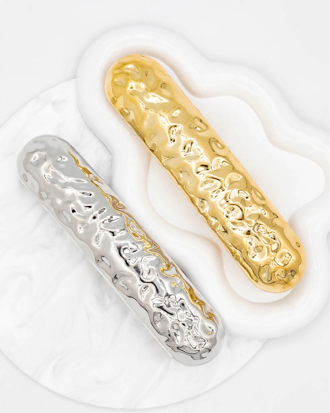 Hebilla chunky con textura