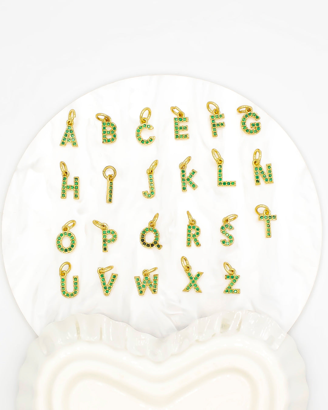 Dije letra circón verde