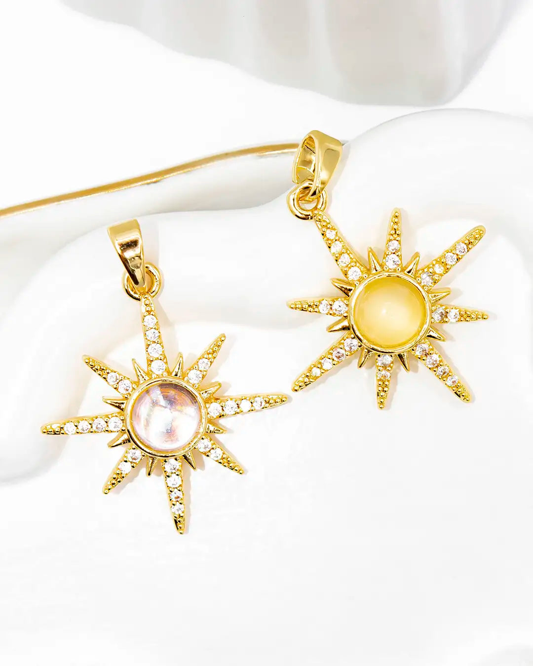 Dije estrella ópalo