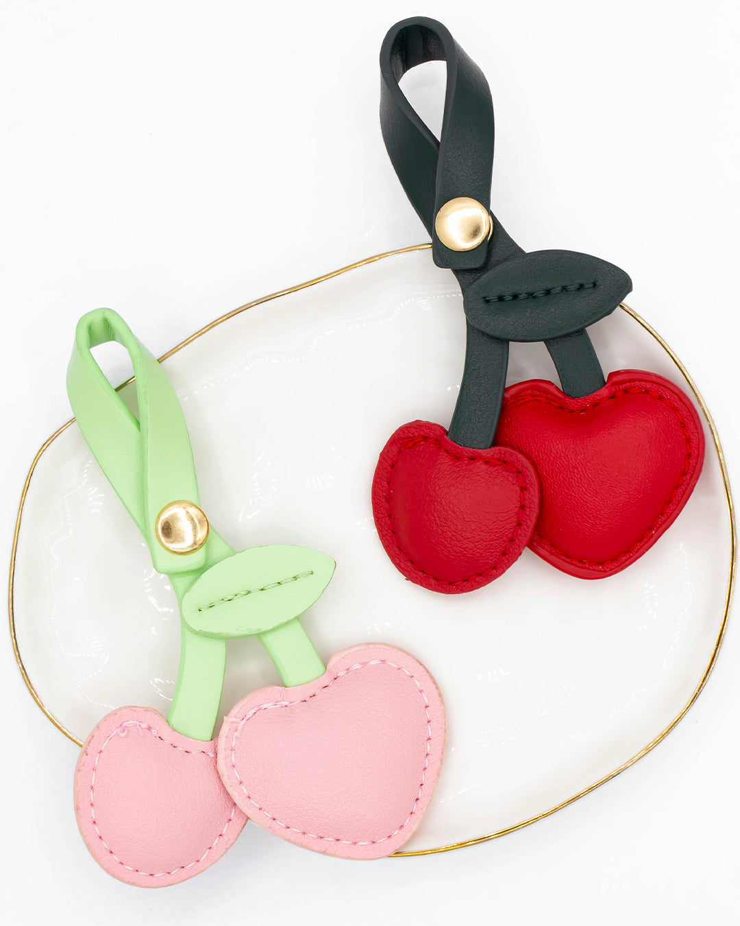 Llavero tejido cereza