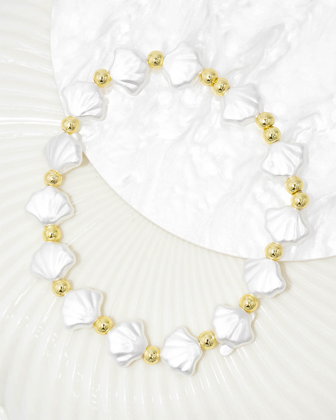 Pulsera concha perla