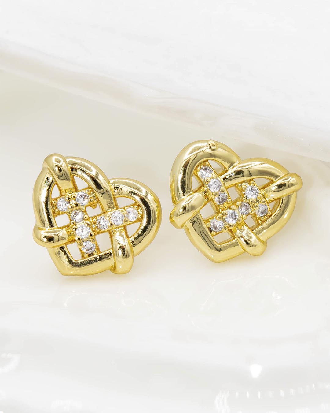 Topo corazón entretejido