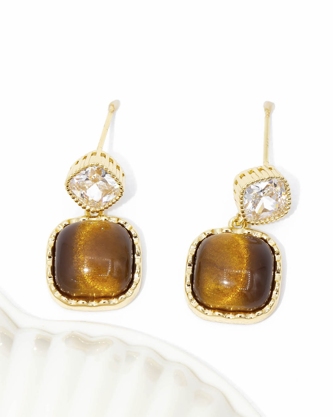 Topo circón cuadro cafe