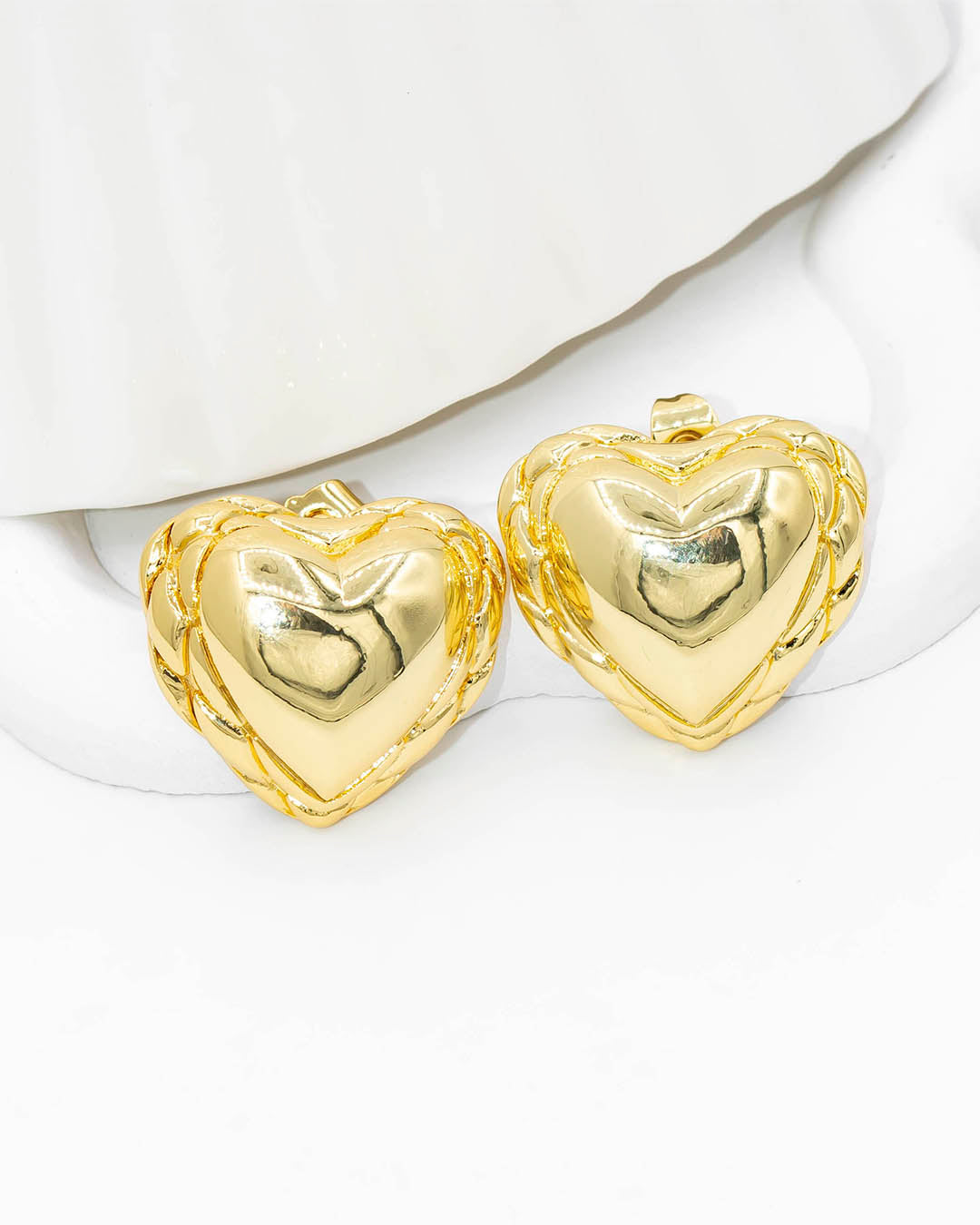 Topo corazón tallado