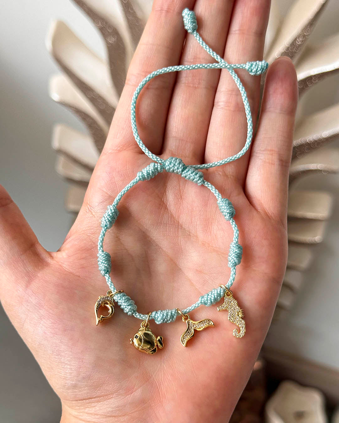 VALGATA pulsera nudos azul con dijes