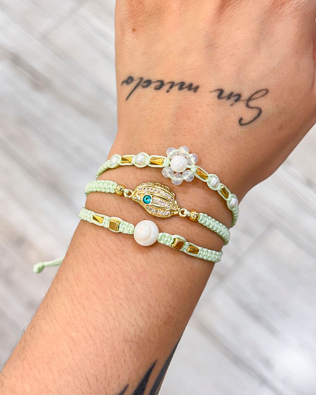 VALGATA pulsera verde pastel pez