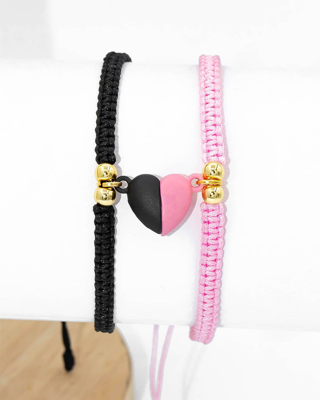 VALGATA pulsera corazón imán