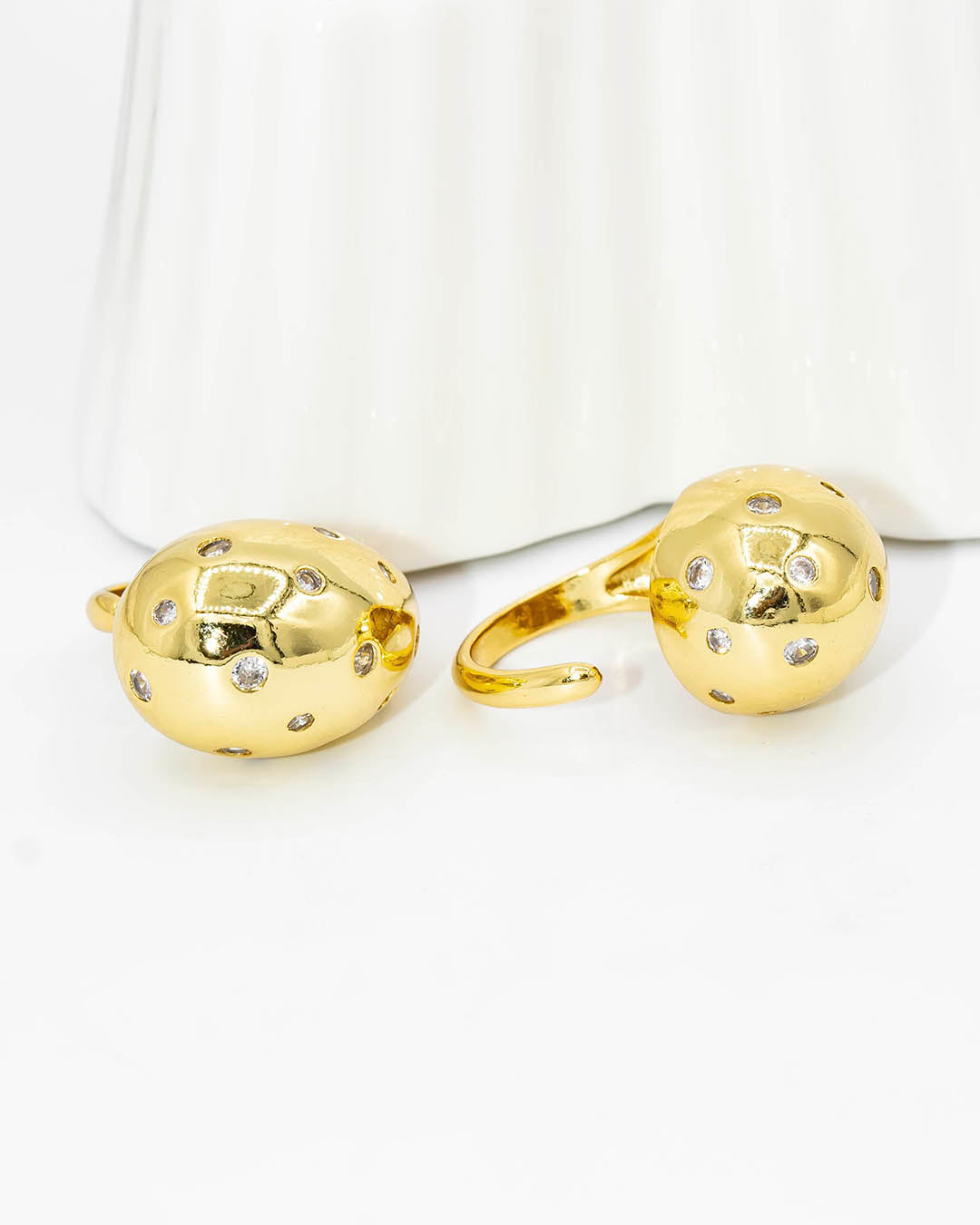 Anillo pequiado circones