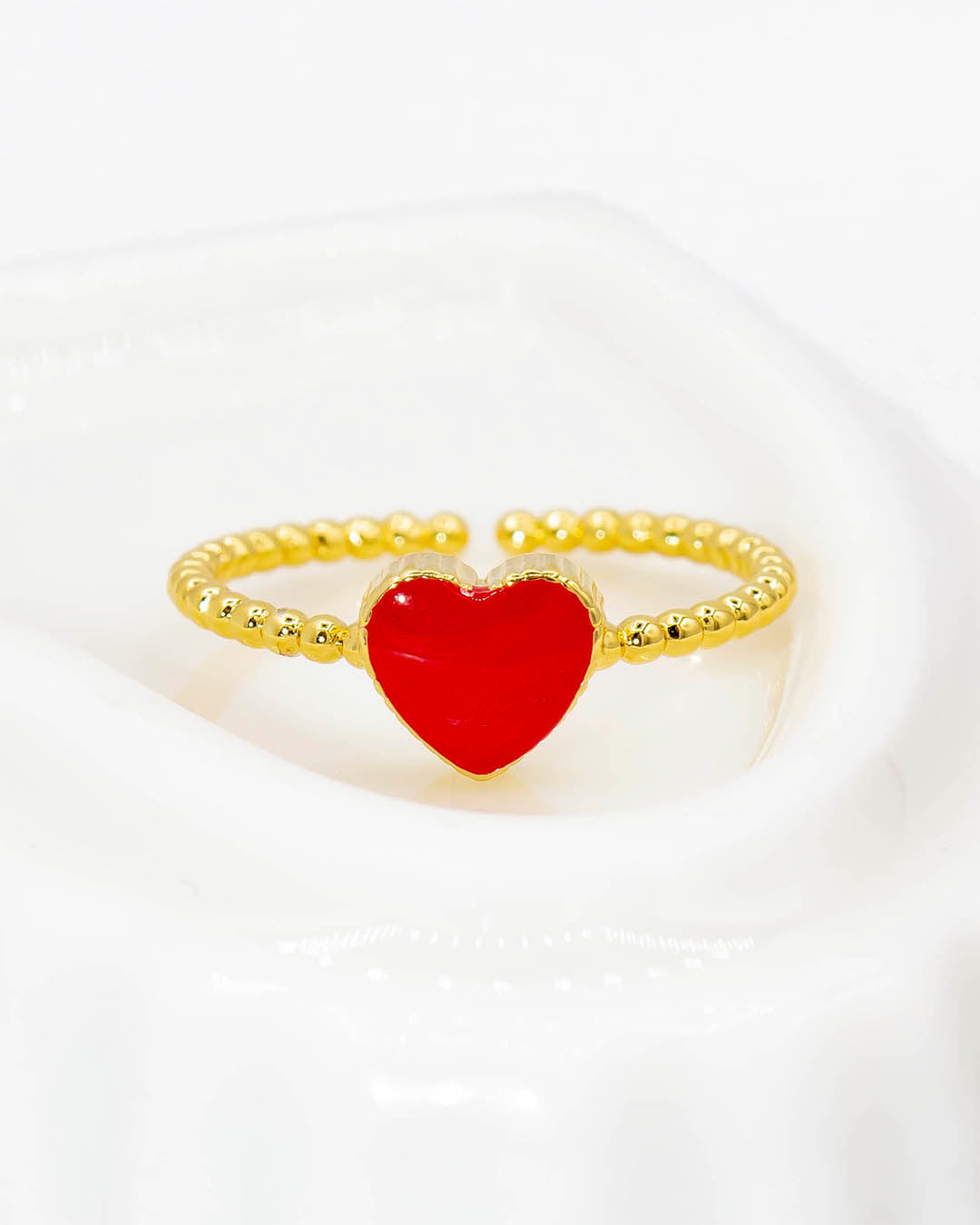 Anillo corazón rojo