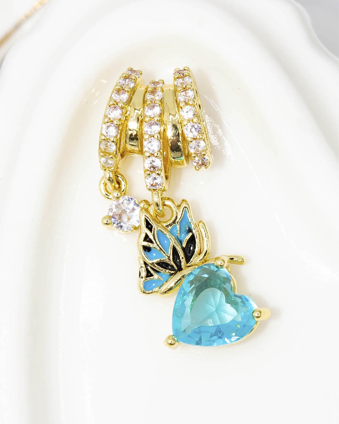 Dije corazón mariposa