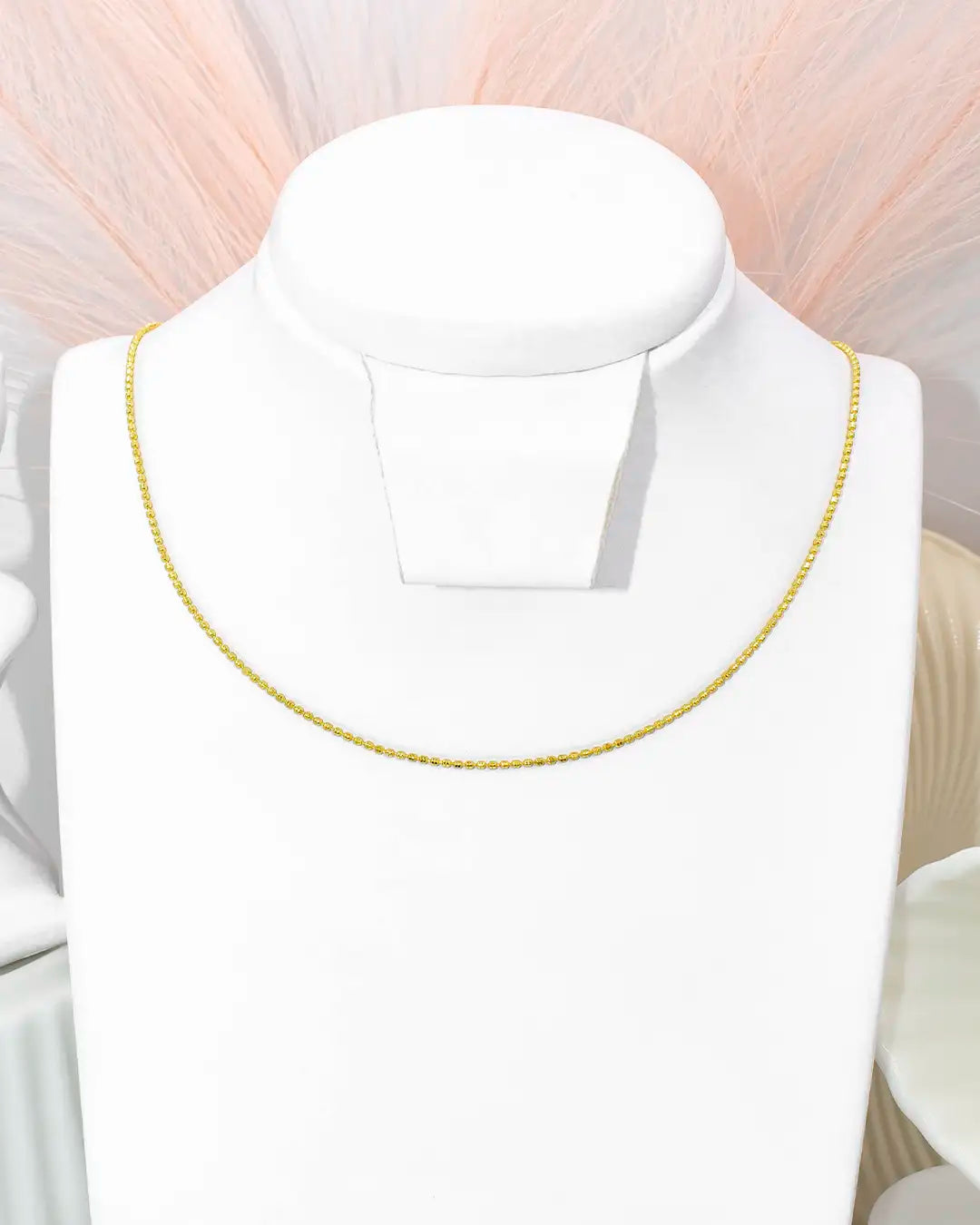 Cadena militar aguja