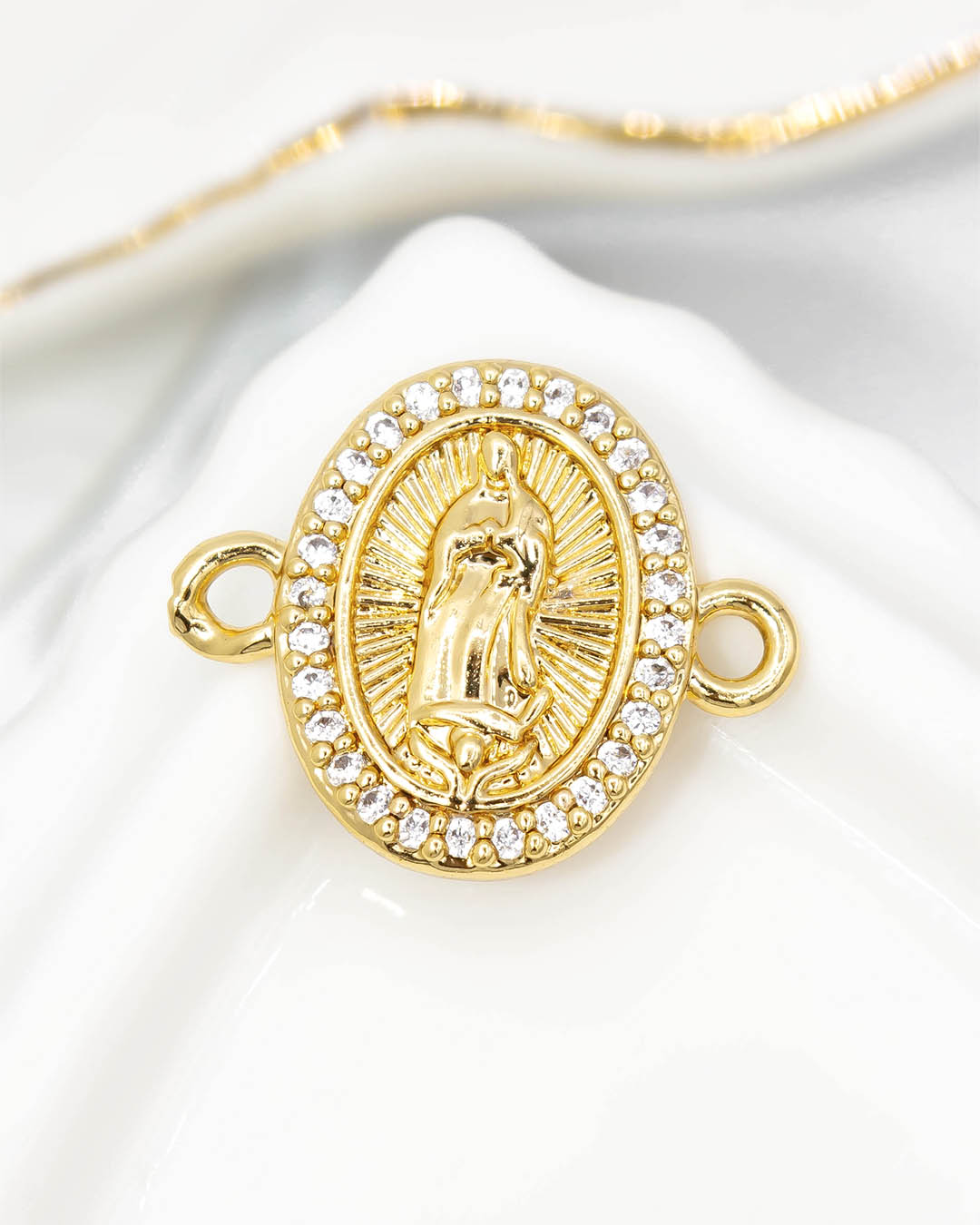 Oro laminado dije Virgen Milagrosa