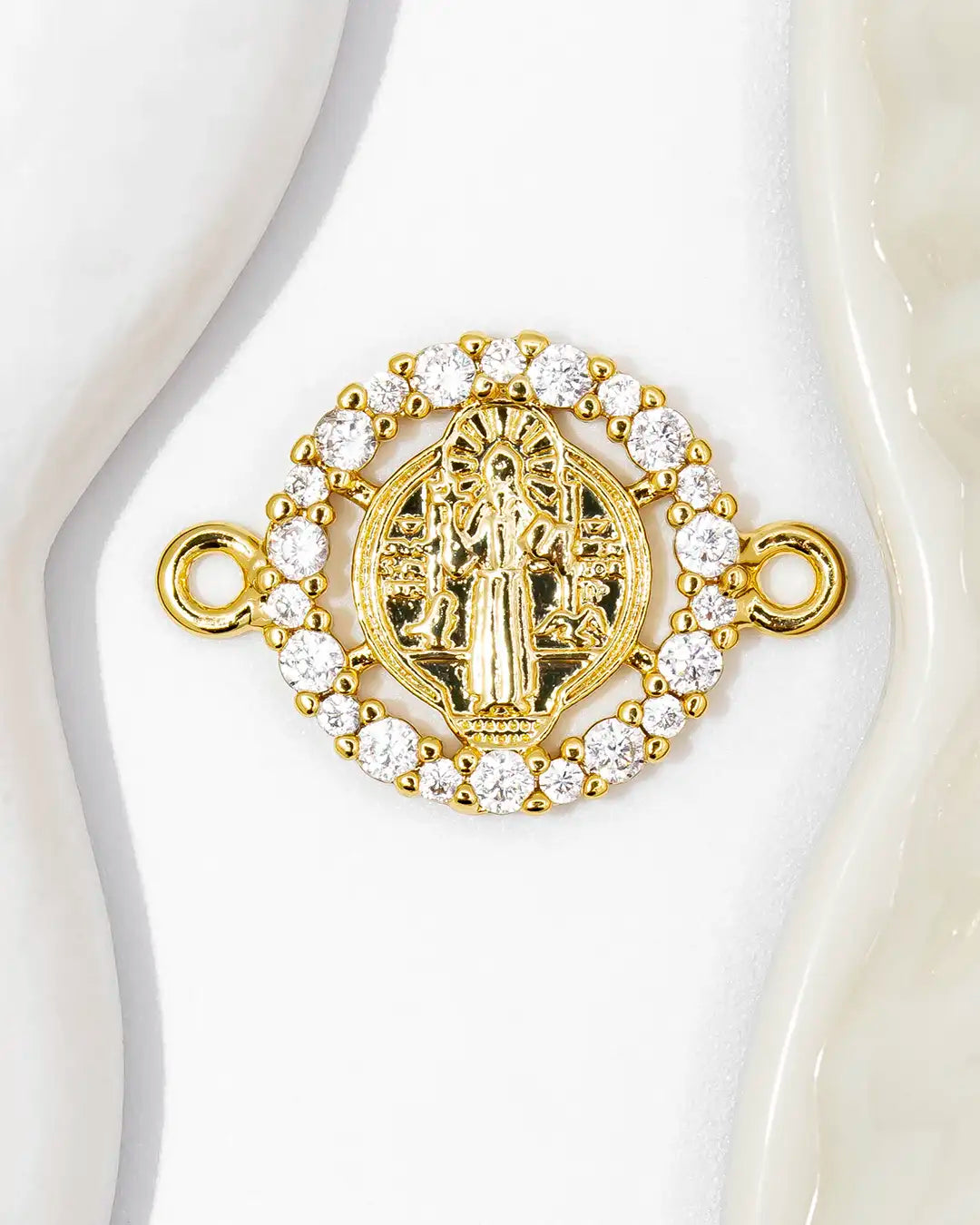 Dije pulsera San Benito