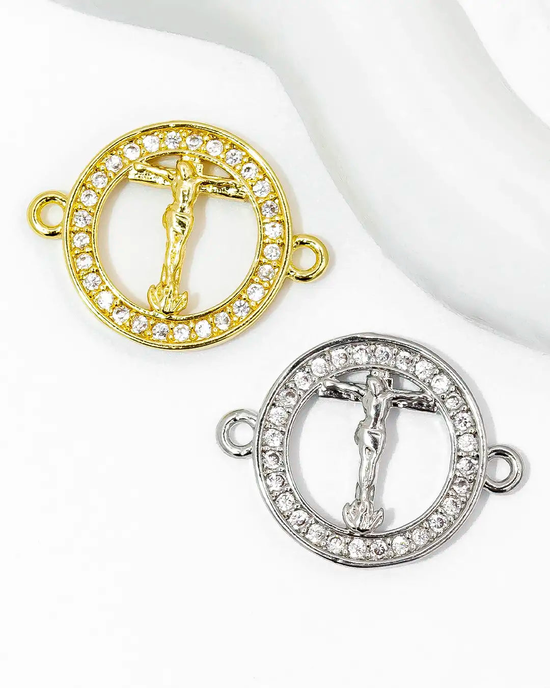 Dije pulsera cristo