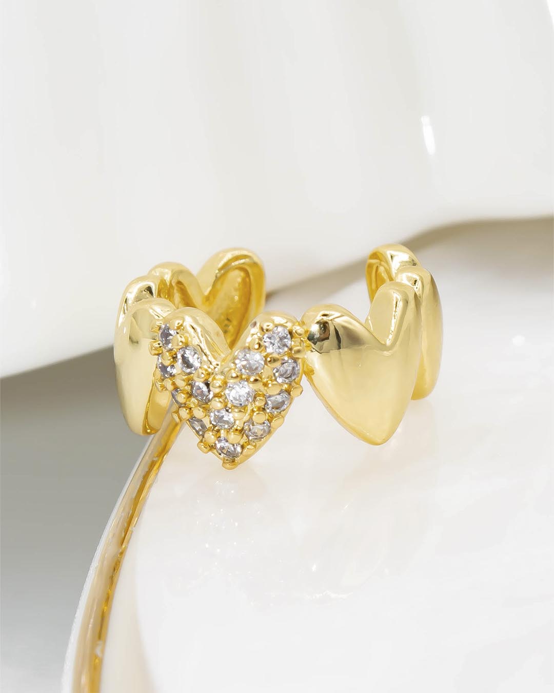 Earcuff de corazones
