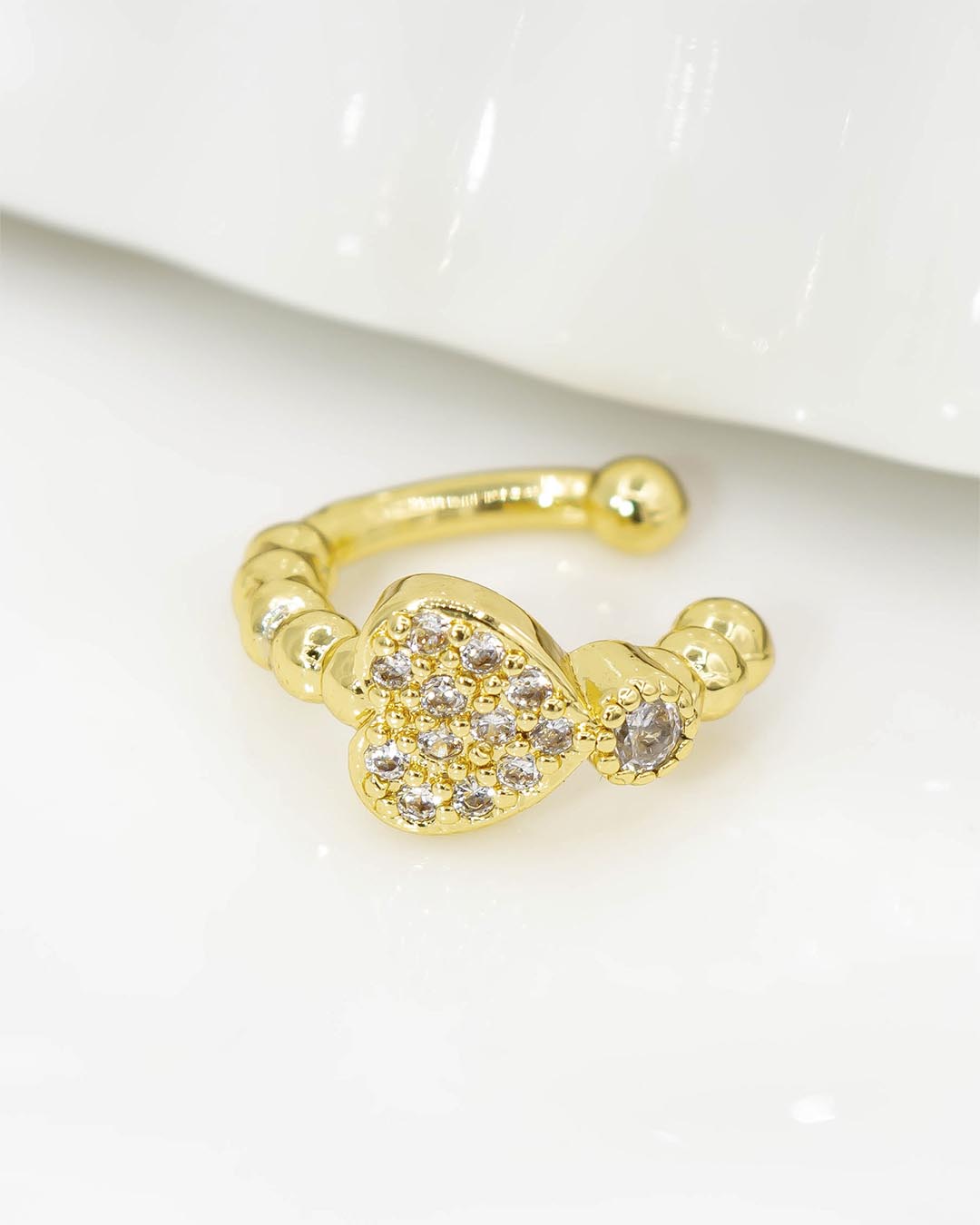 Earcuff mini corazón vertical