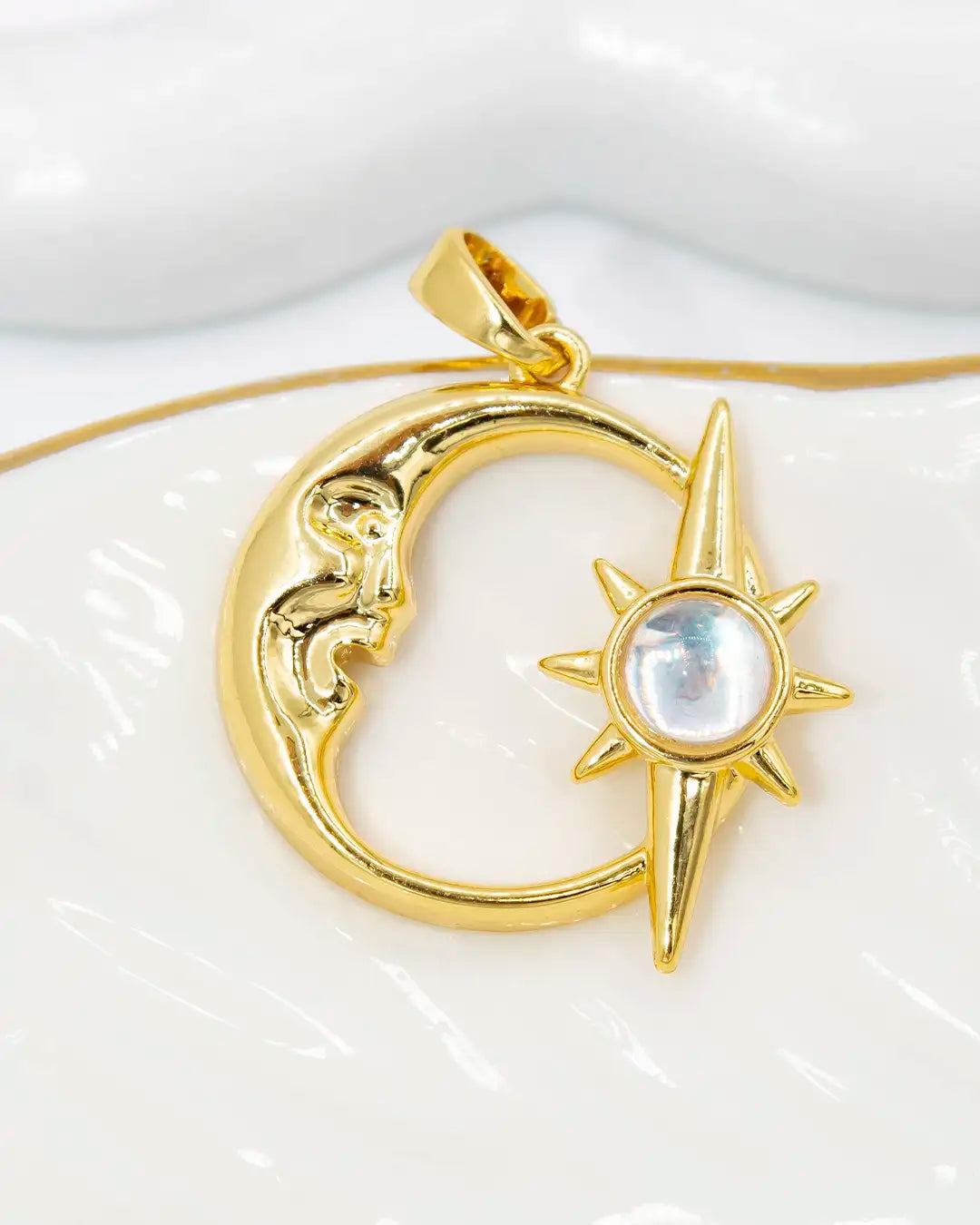 Dije luna estrella
