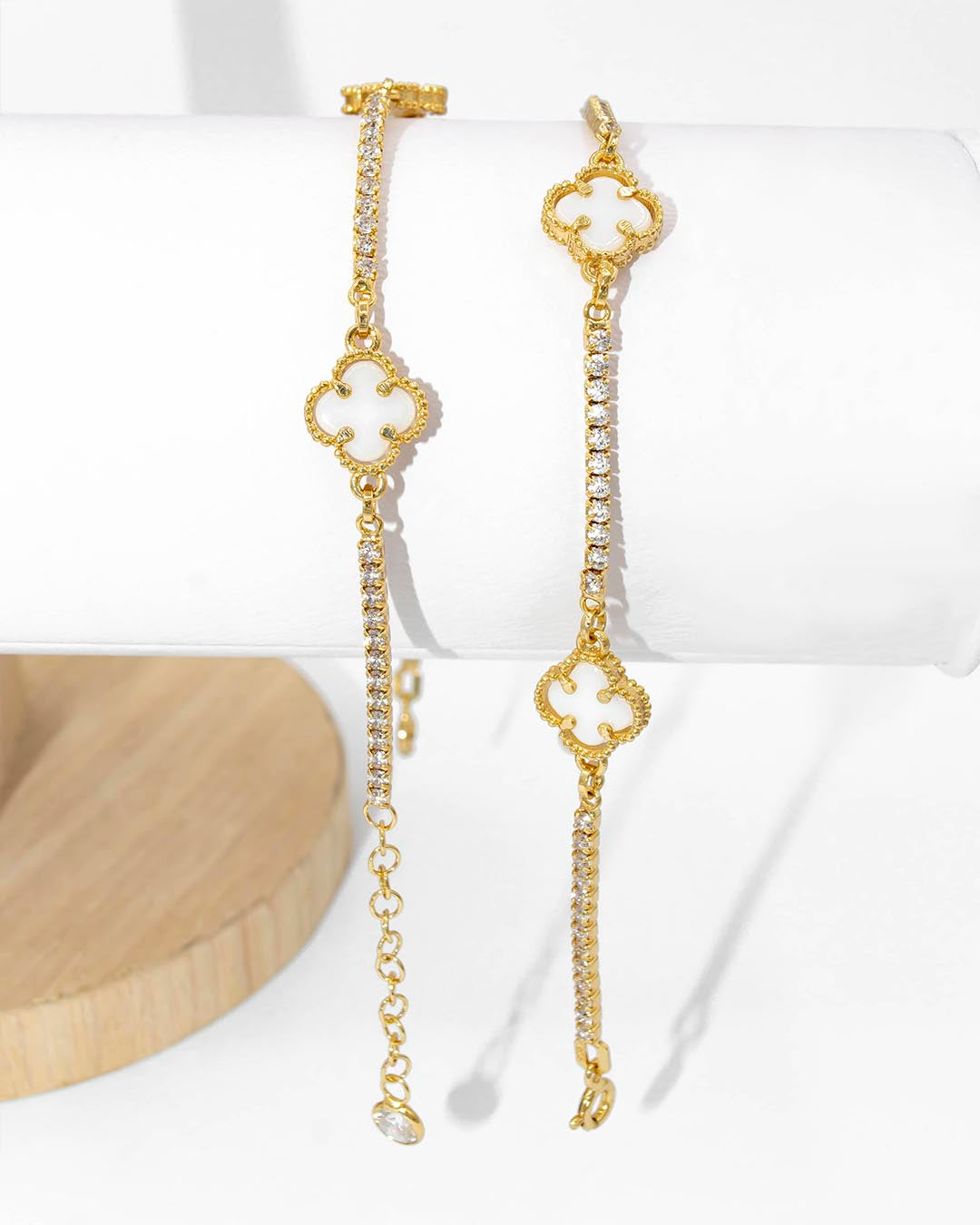 Oro Laminado pulsera trébol seguida