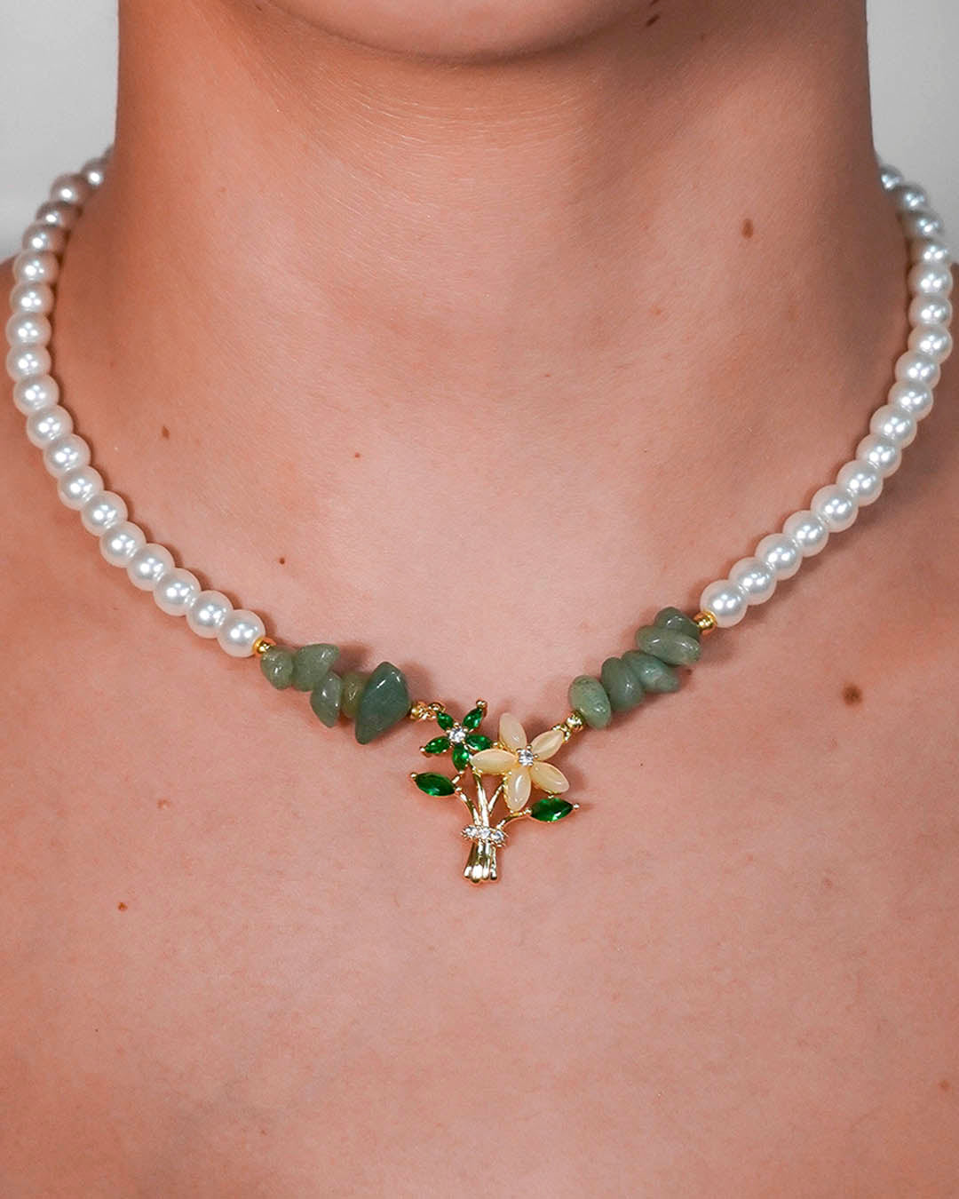 VALGATA choker flor verde
