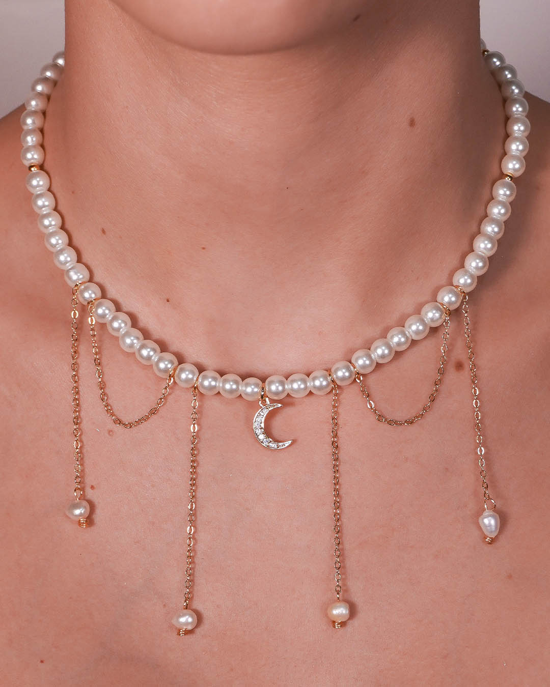 VALGATA choker perla y luna