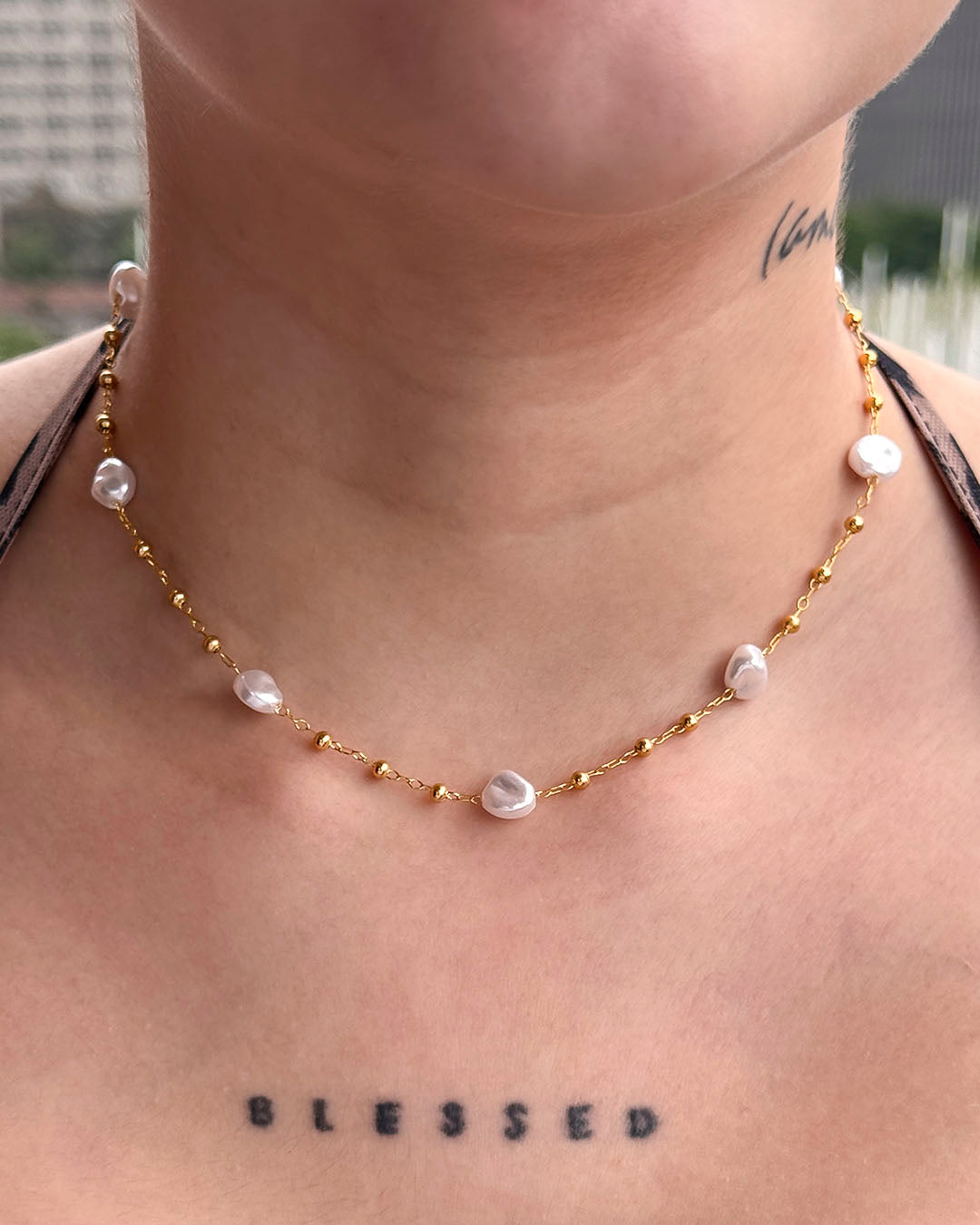 VALGATA choker perla tallada