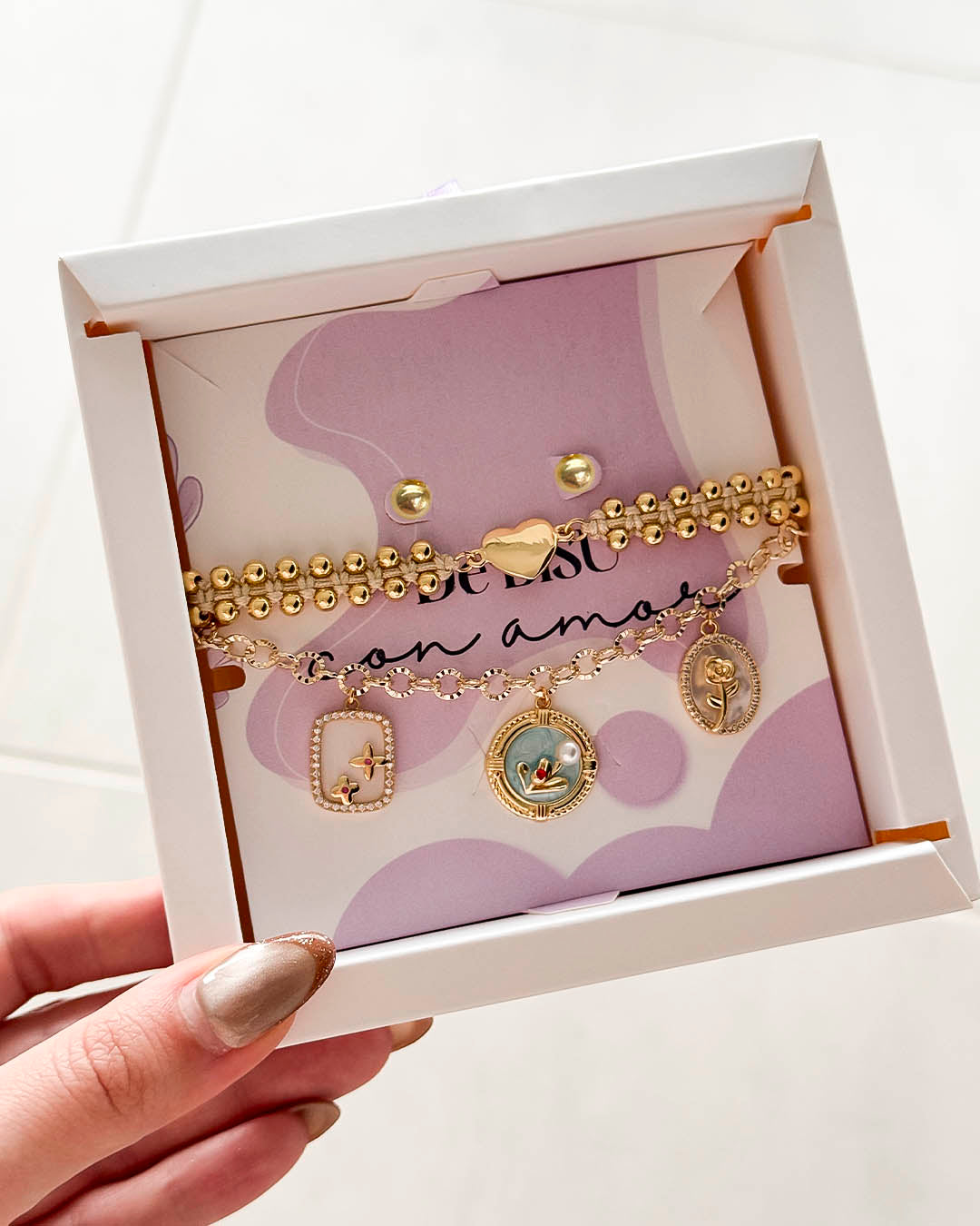 VALGATA pulsera tejida balín liso y dijes